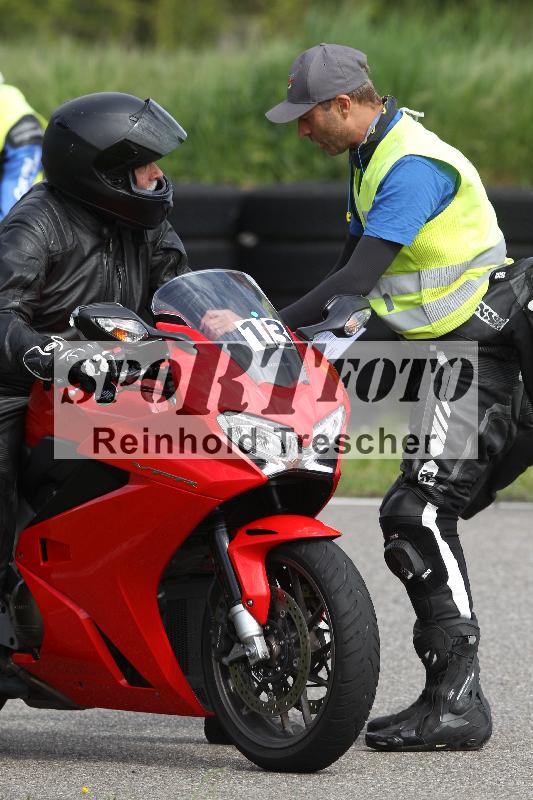 /Archiv-2025/10 23.04.2025 Cornu Master School ADR/gruen-vert/13